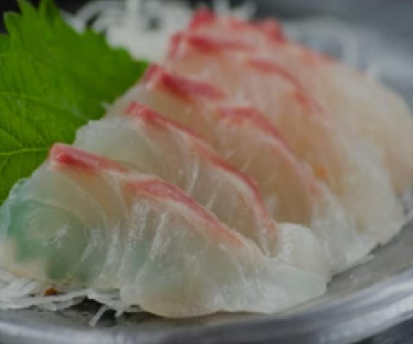 Halibut Sashimi (6 pcs)