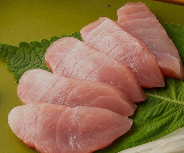 Yellowtail Sashimi (6 pcs)